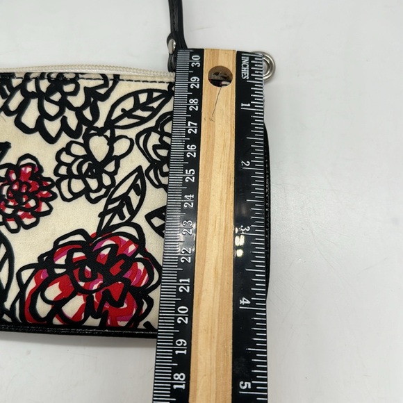 Coach Wristlet Poppy Red Black Cream 4" x 6" Zippered Top Magenta Interior - Picture 9 of 11